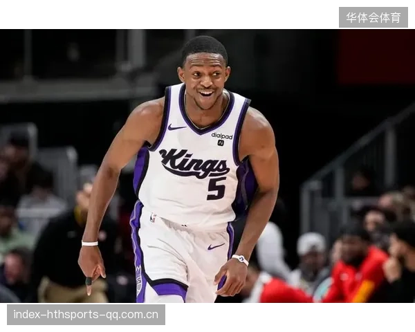 福克斯强突打板命中，国王反超比分：赛场背后的品牌力量